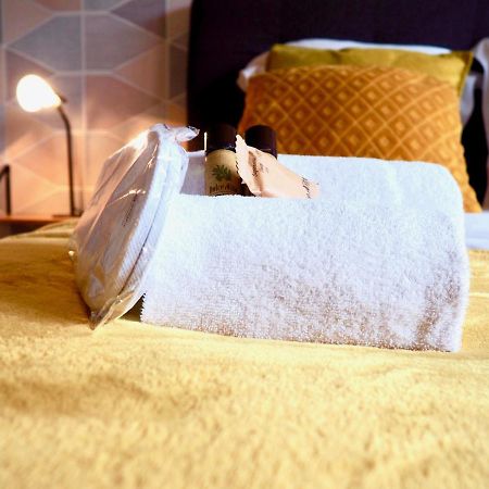Pluton Yourhosthelper Caen Ngoại thất bức ảnh